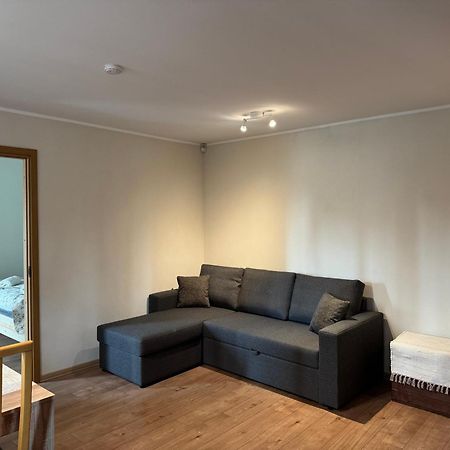 Dikol Two-Room Apartment-Self Check-In & Free Parking Near City Center Reval Exterior foto