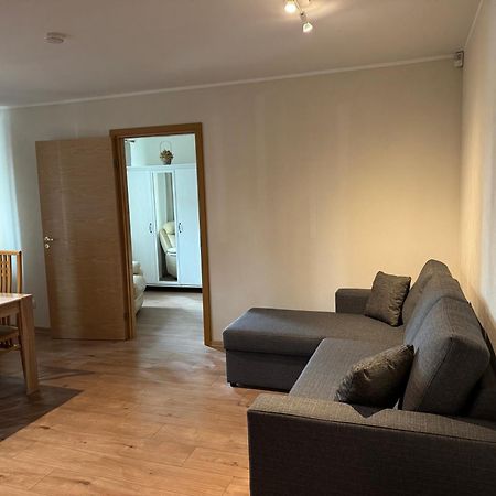 Dikol Two-Room Apartment-Self Check-In & Free Parking Near City Center Reval Exterior foto